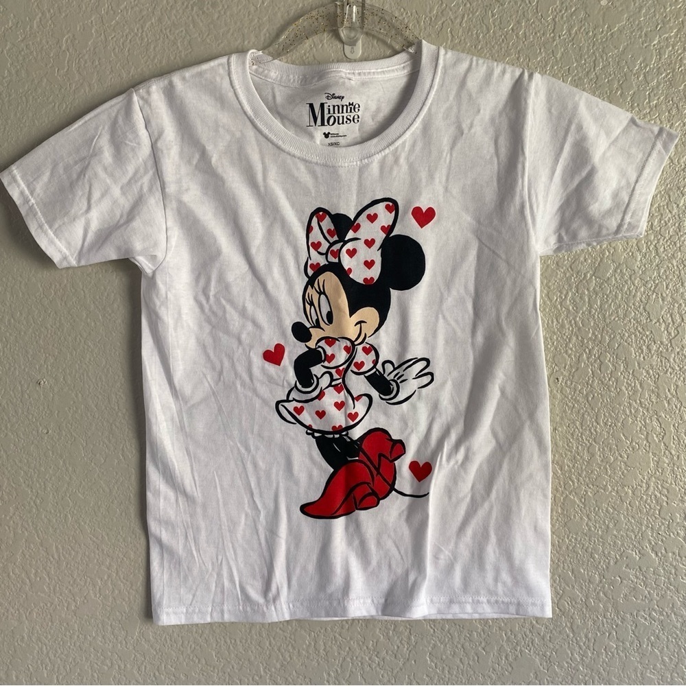 Disney Minnie Mouse Girls Graphic Tee NWOT